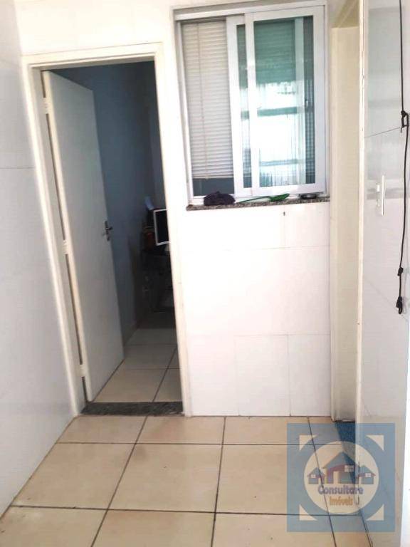 Apartamento à venda com 3 quartos, 137m² - Foto 28