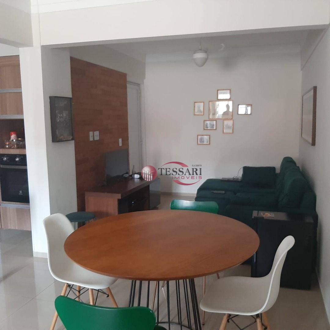 Apartamento à venda com 3 quartos, 80m² - Foto 2