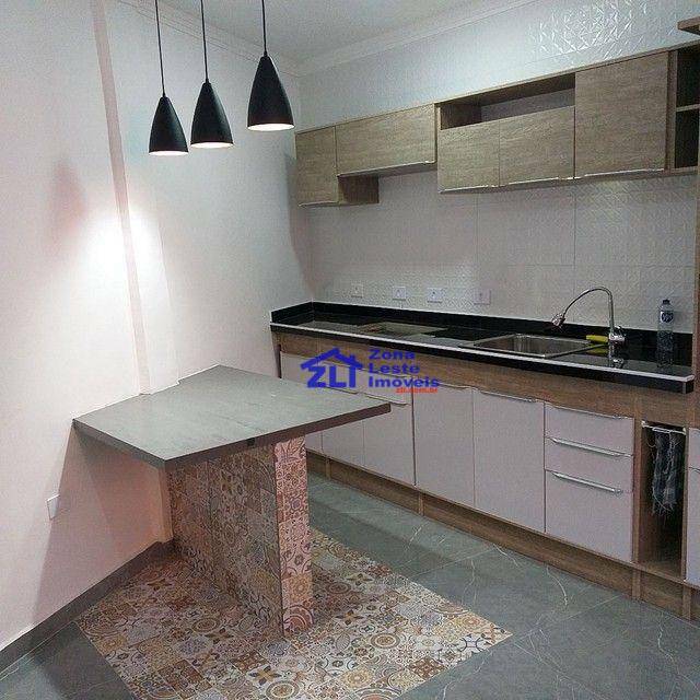 Sobrado à venda com 2 quartos, 80m² - Foto 2