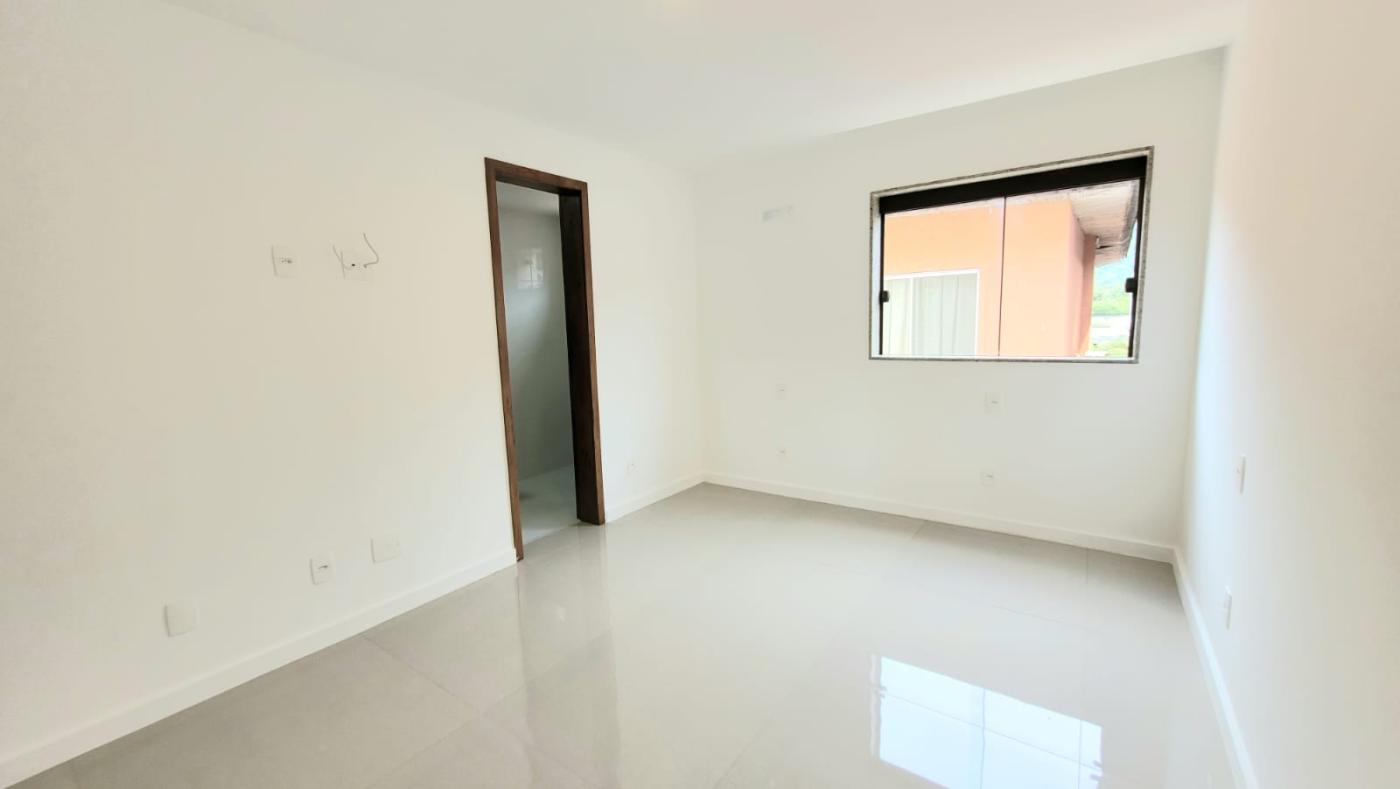 Casa de Condomínio à venda com 4 quartos, 200m² - Foto 46