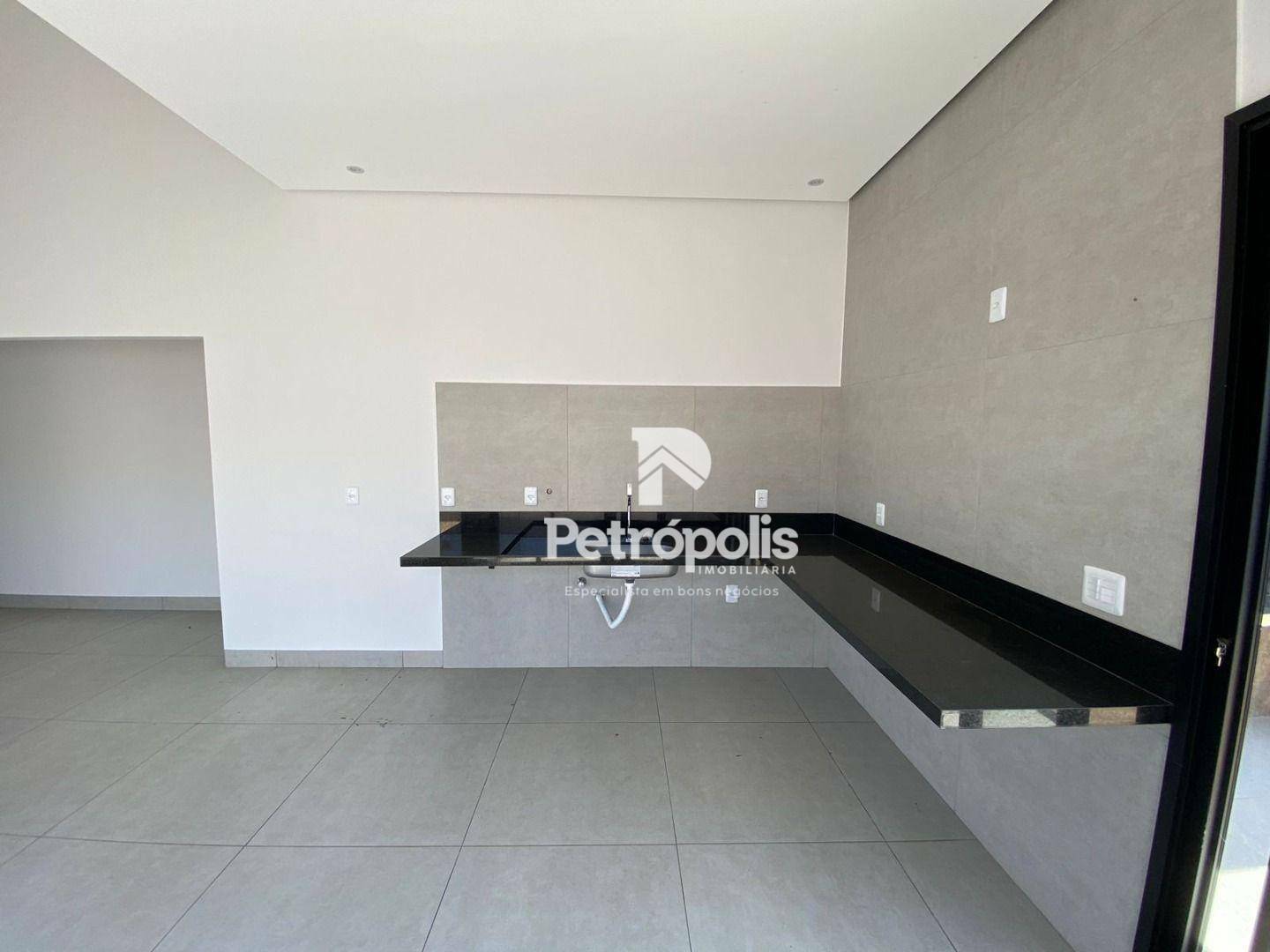 Casa à venda com 3 quartos, 138m² - Foto 9