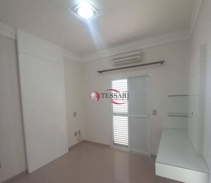 Casa para alugar com 4 quartos, 262m² - Foto 16