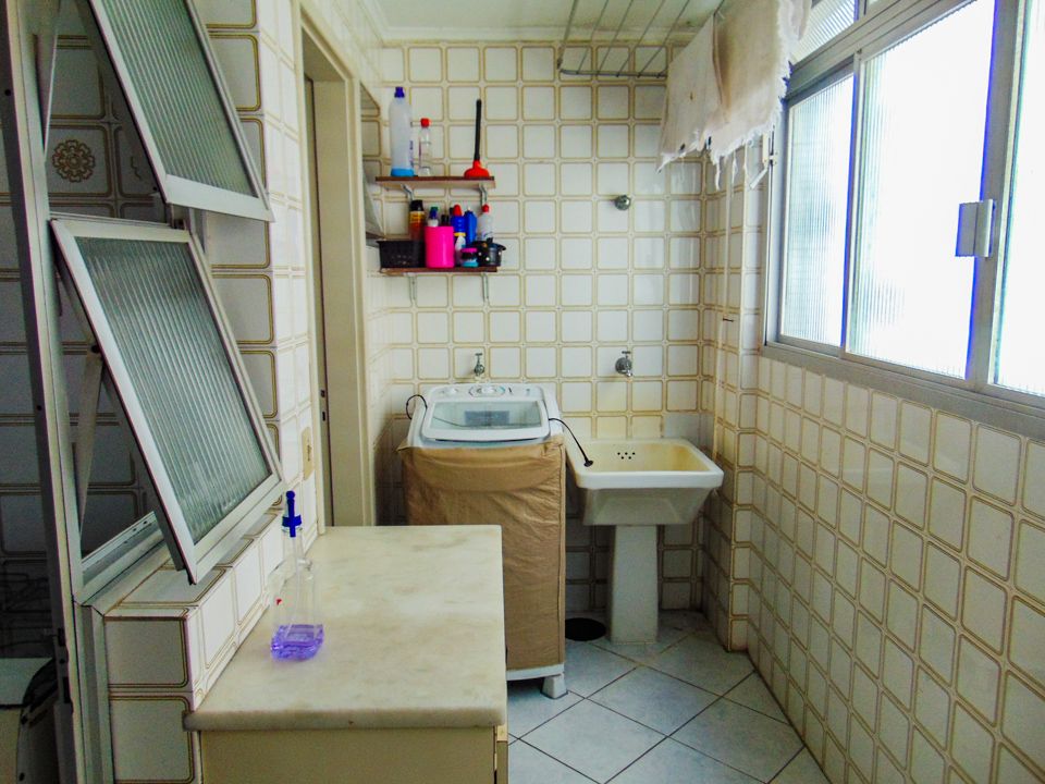 Apartamento à venda com 3 quartos, 130m² - Foto 17