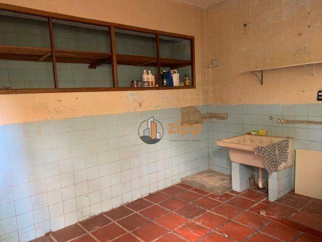 Sobrado à venda com 3 quartos, 200m² - Foto 35