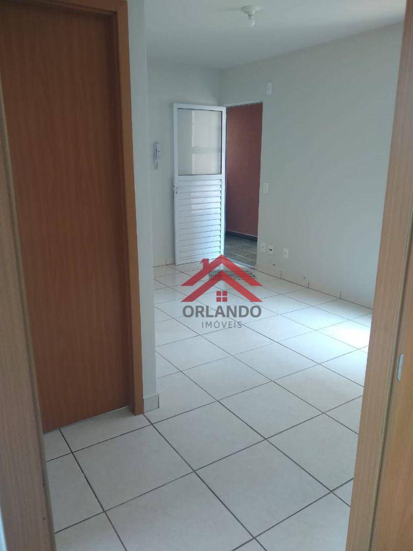 Apartamento à venda com 2 quartos, 44m² - Foto 2