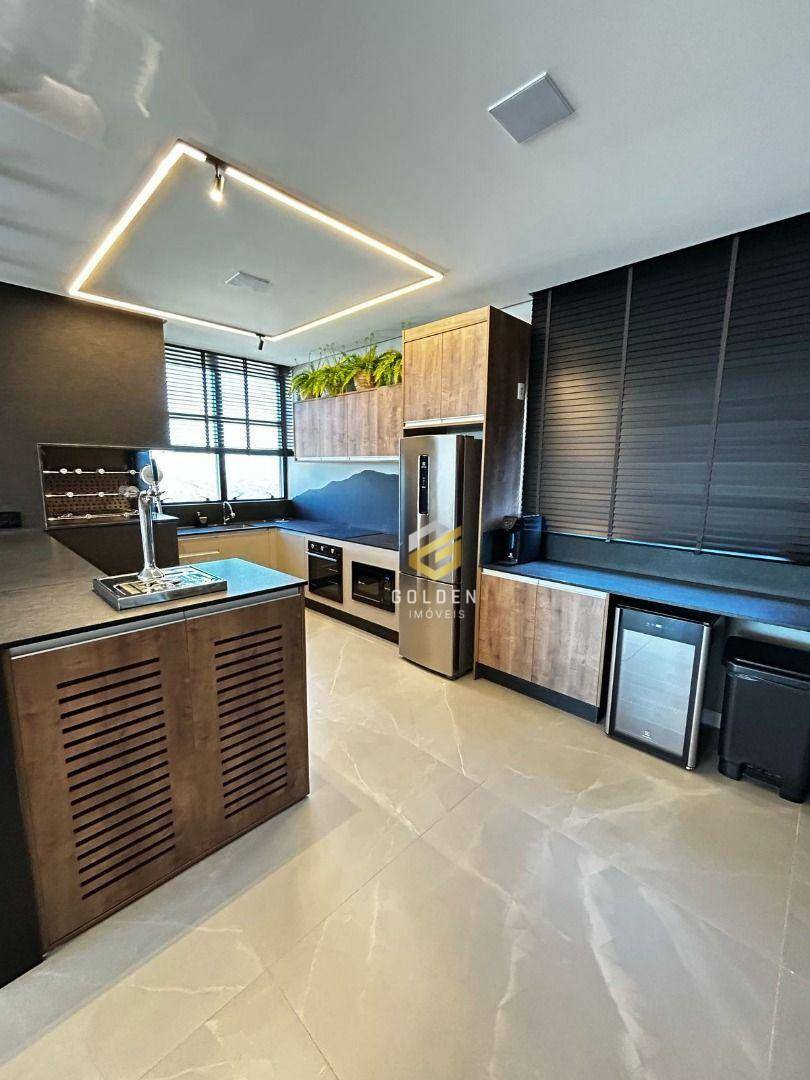 Apartamento para alugar com 2 quartos, 87m² - Foto 6