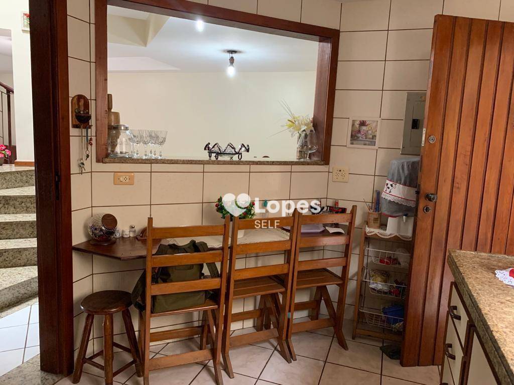 Casa à venda com 3 quartos, 176m² - Foto 3