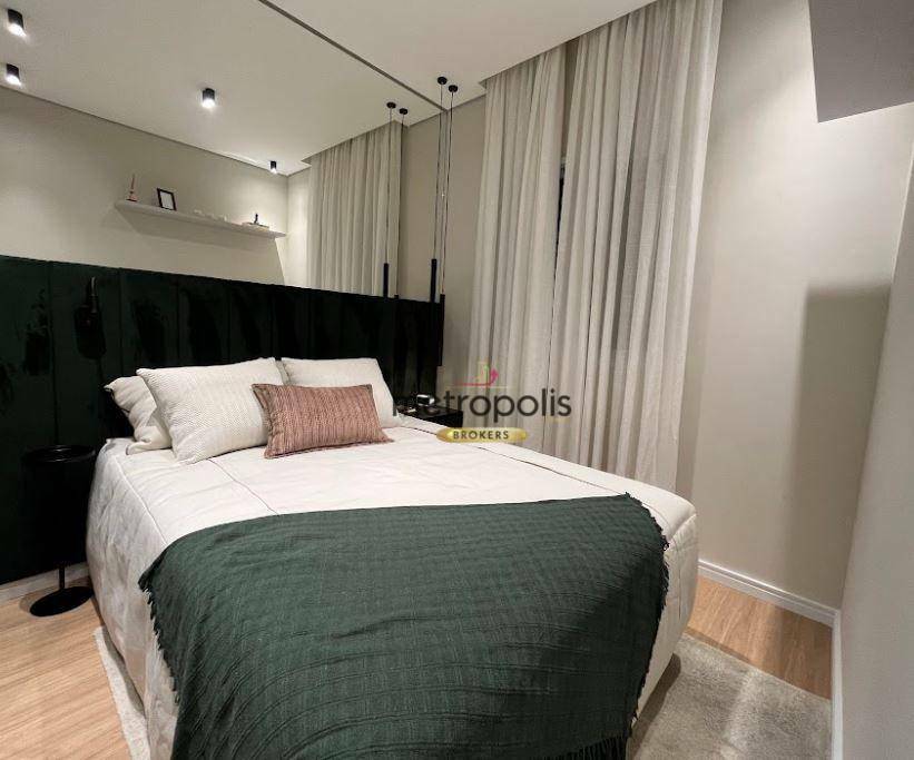 Apartamento à venda com 2 quartos, 40m² - Foto 12