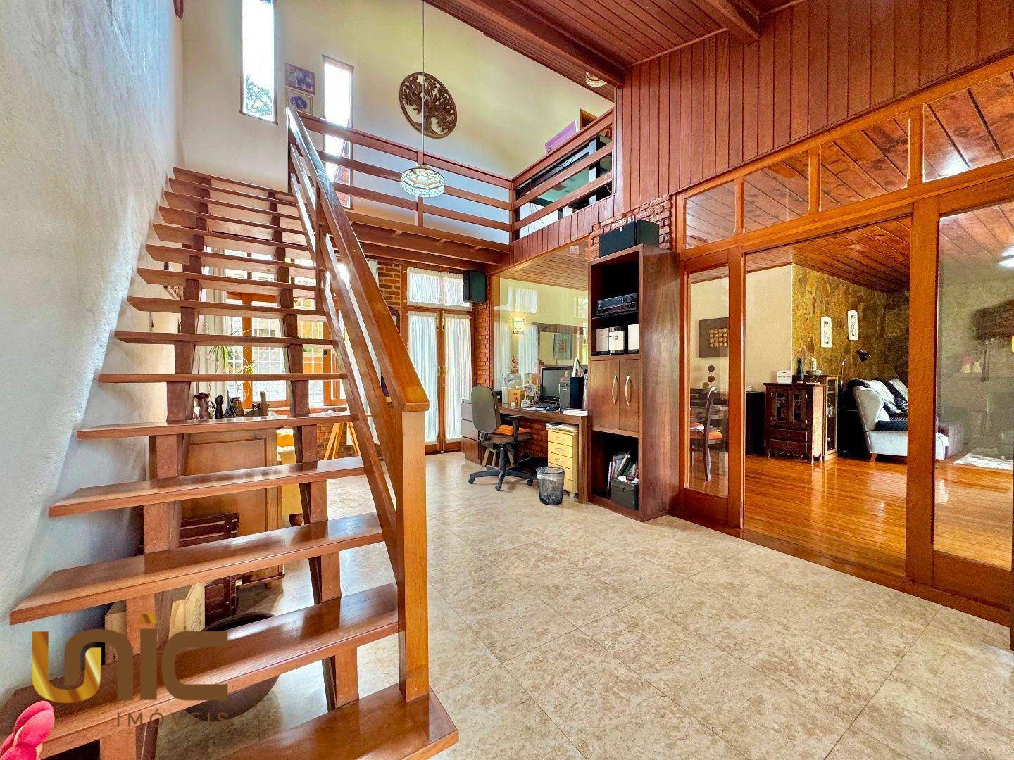 Casa à venda com 4 quartos, 220m² - Foto 33