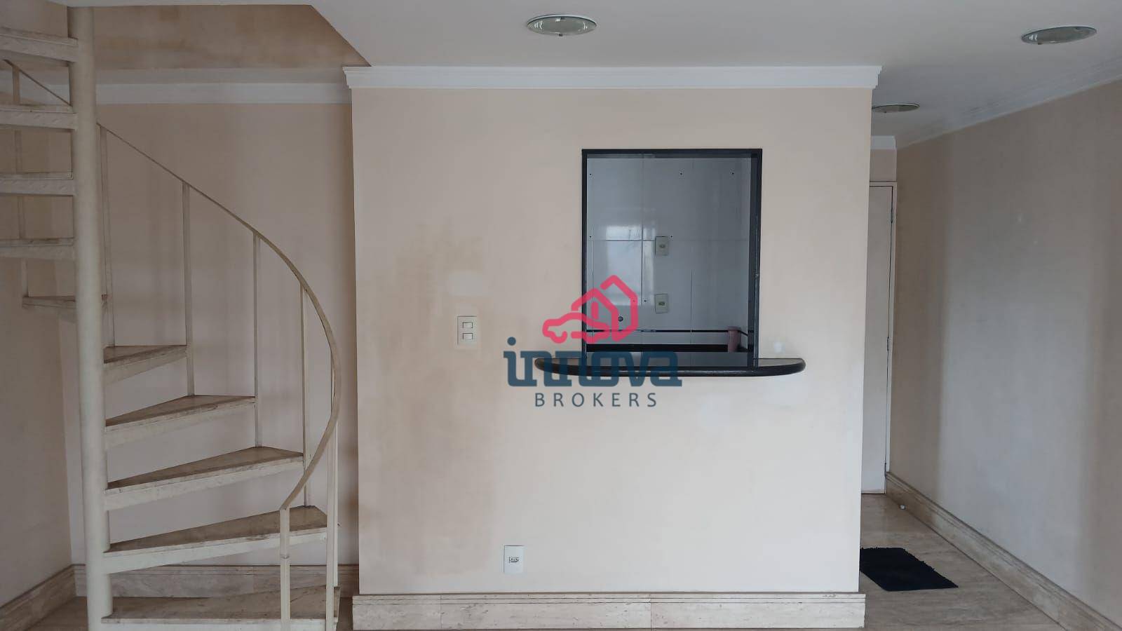 Apartamento à venda com 3 quartos, 182m² - Foto 9