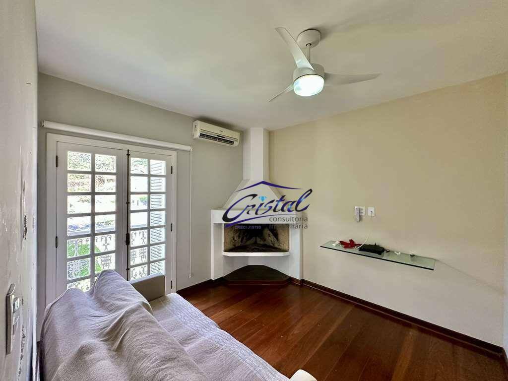 Casa de Condomínio à venda e aluguel com 5 quartos, 650m² - Foto 24