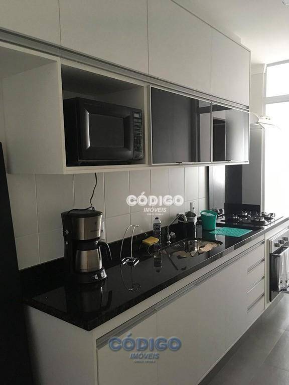 Apartamento à venda com 3 quartos, 82m² - Foto 9