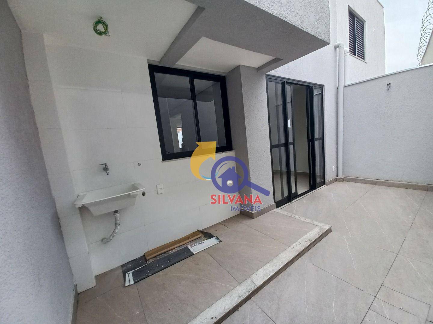 Casa à venda com 3 quartos, 90m² - Foto 19