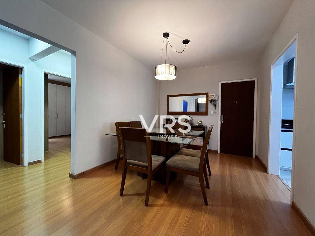 Apartamento à venda com 2 quartos, 80m² - Foto 3