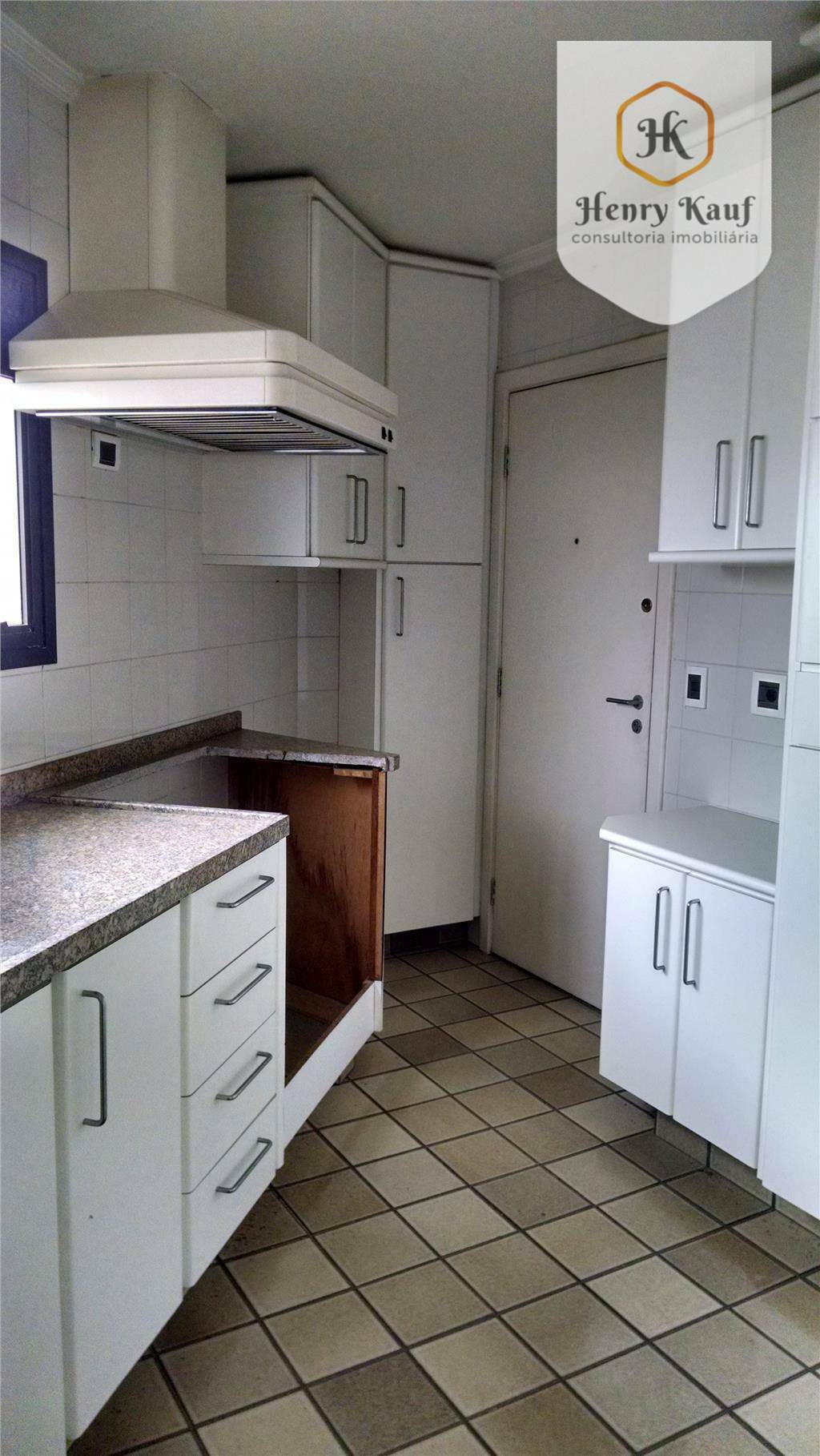 Apartamento à venda com 3 quartos, 135m² - Foto 37