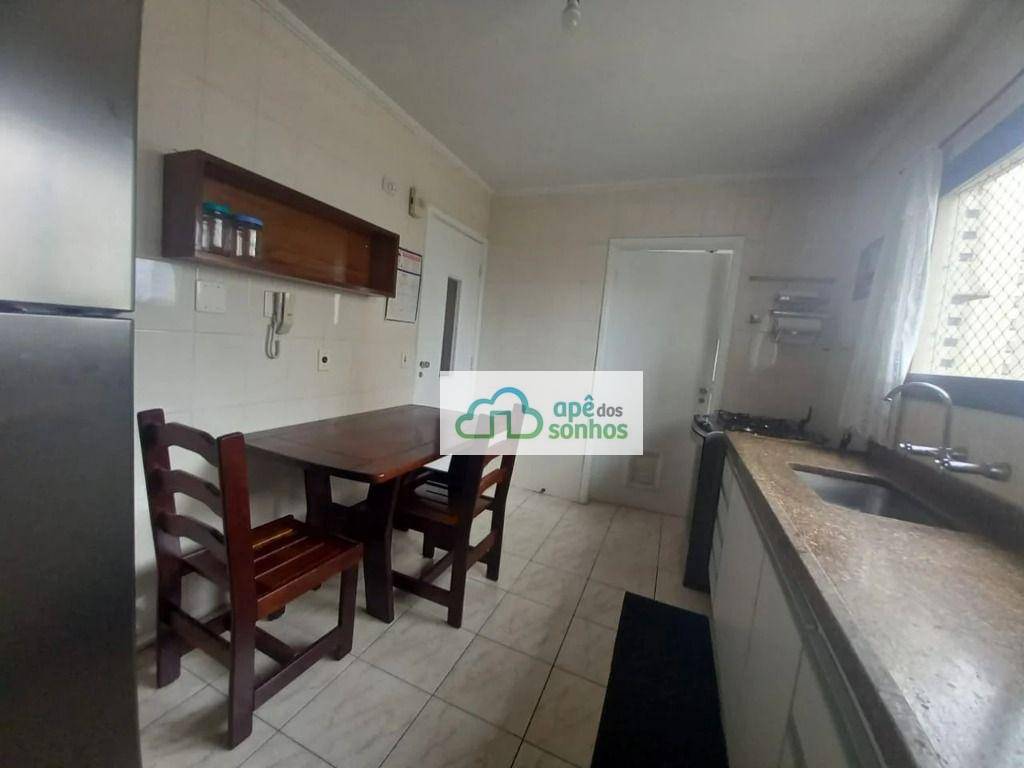 Apartamento para alugar com 3 quartos, 96m² - Foto 18