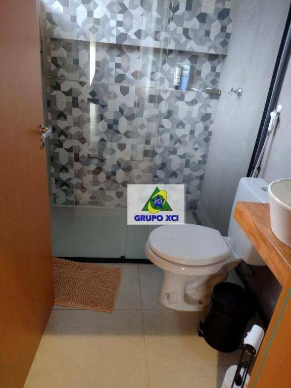 Casa de Condomínio à venda com 4 quartos, 250m² - Foto 16