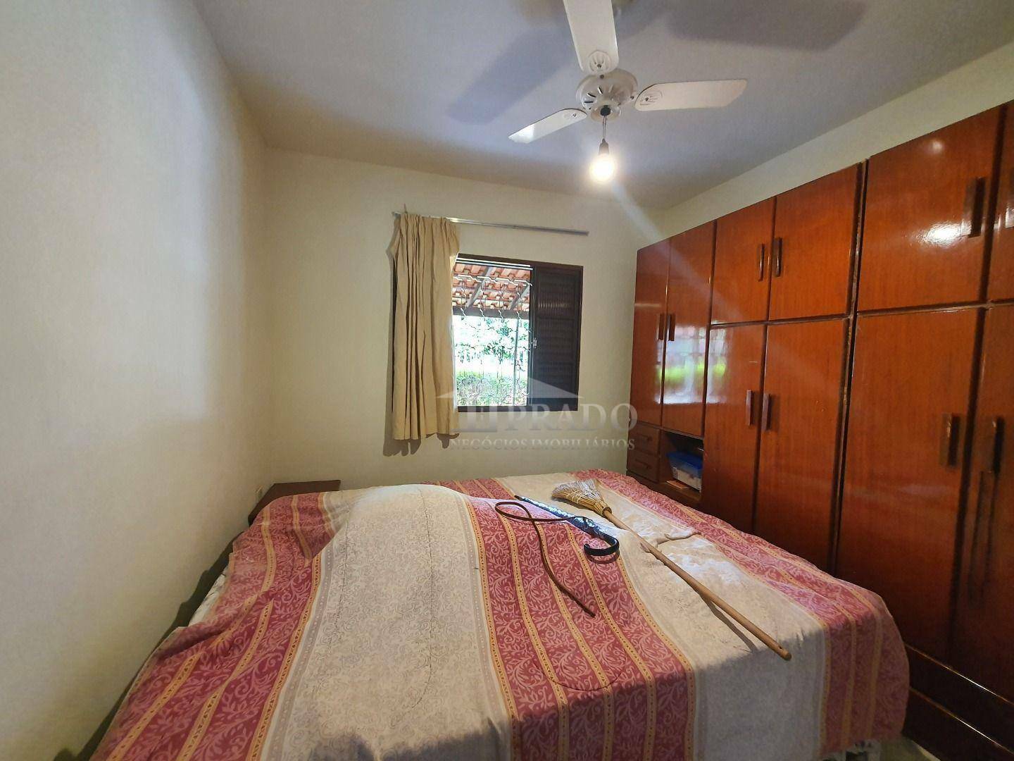 Chácara à venda com 4 quartos, 265m² - Foto 12