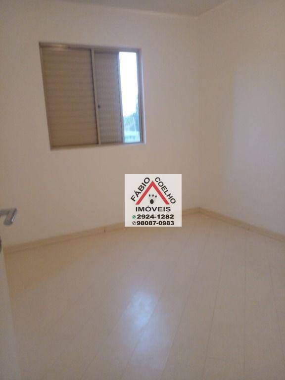 Apartamento à venda com 3 quartos, 74m² - Foto 14