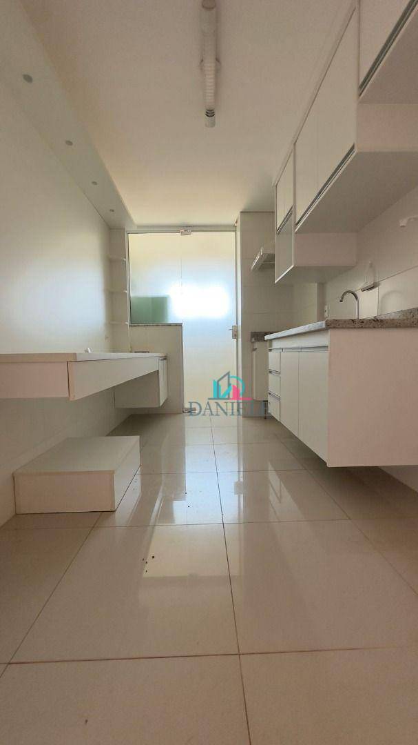 Apartamento à venda com 2 quartos, 69m² - Foto 4