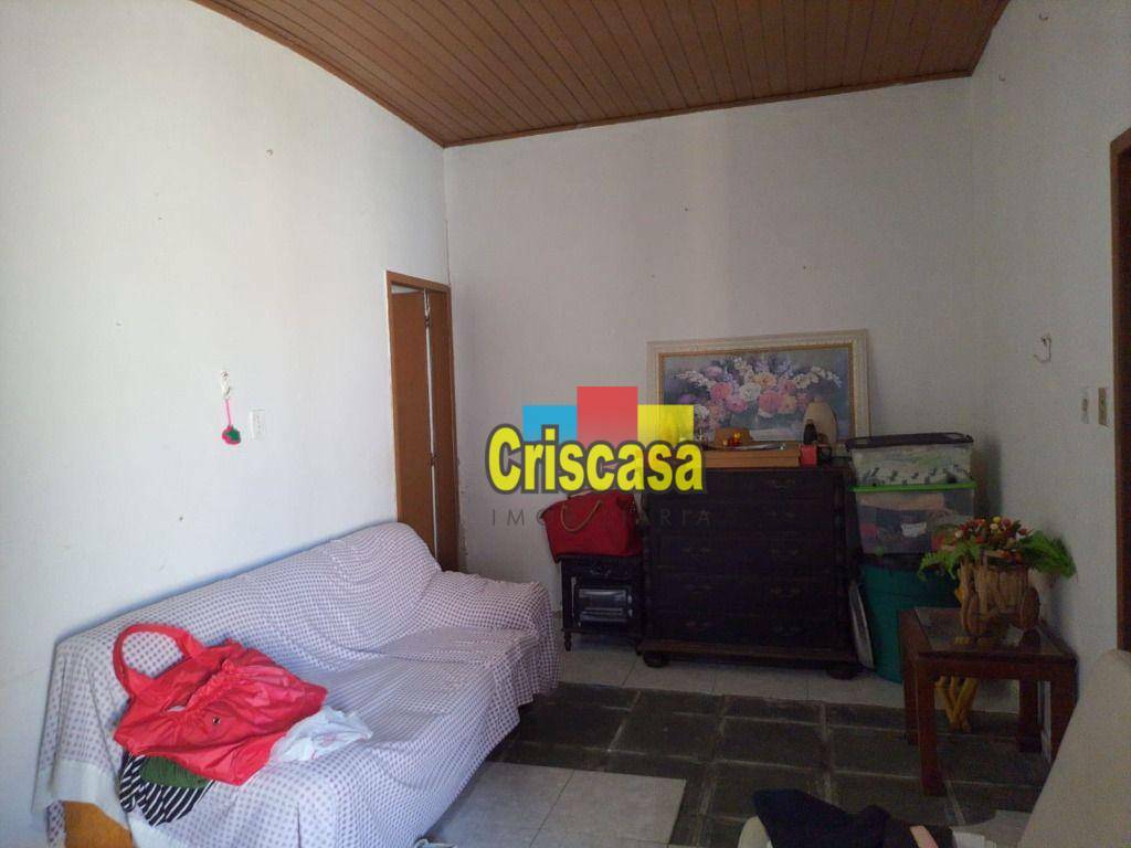 Casa à venda com 2 quartos, 120m² - Foto 2