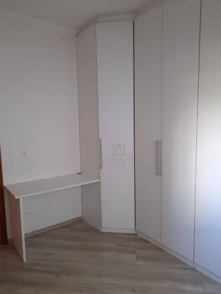 Apartamento para alugar com 3 quartos, 139m² - Foto 9