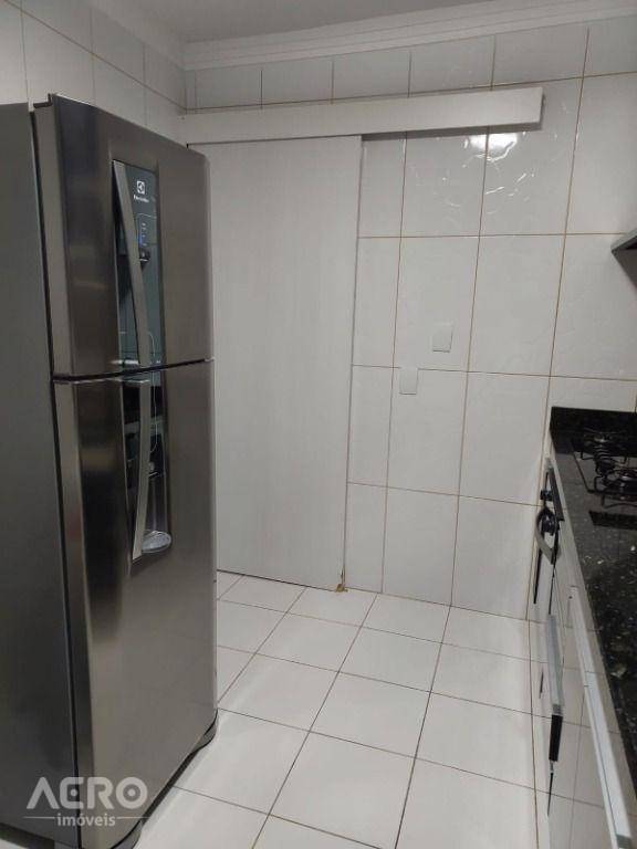 Apartamento à venda com 1 quarto, 47m² - Foto 9