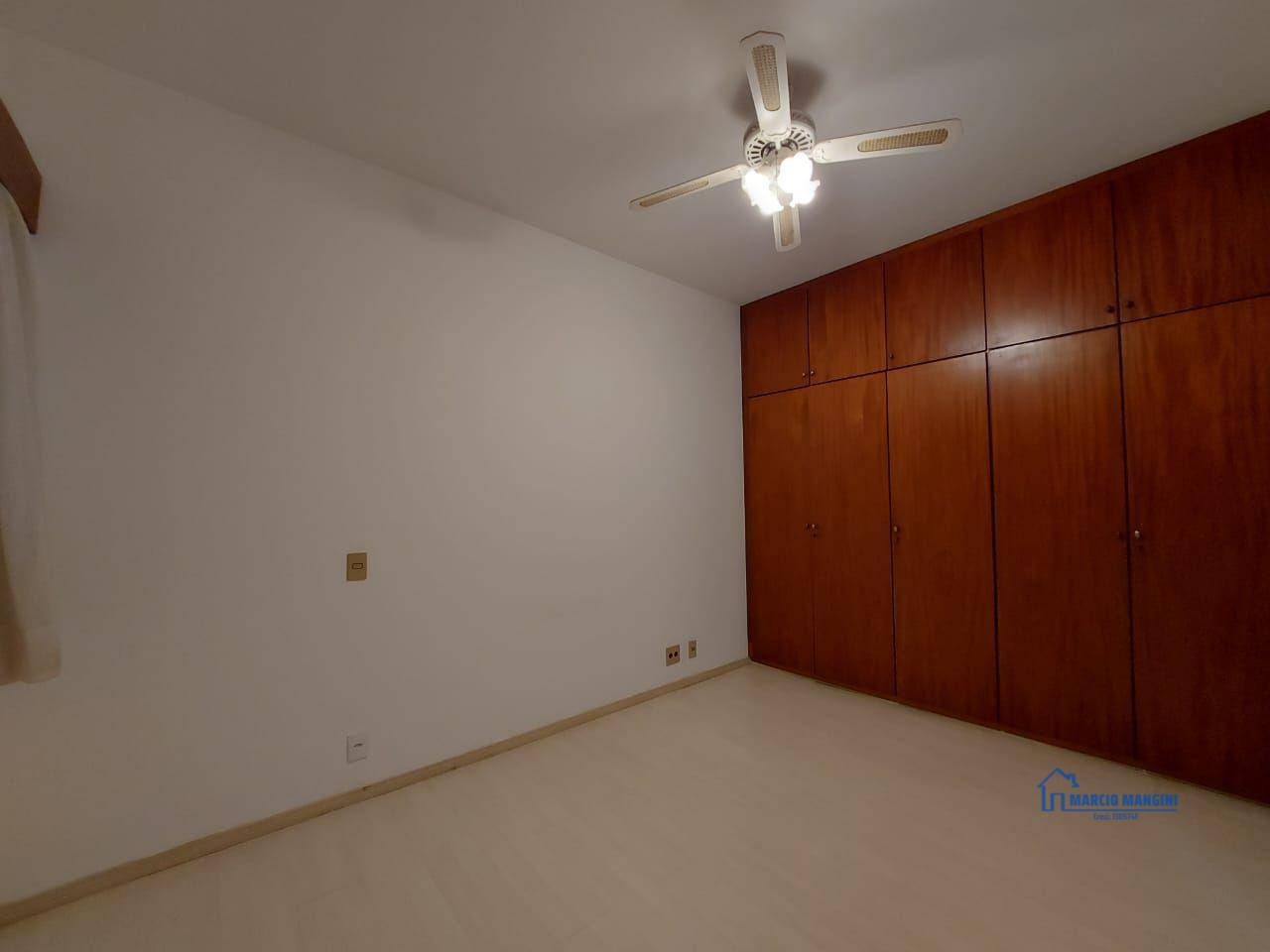 Apartamento à venda com 4 quartos, 310m² - Foto 4