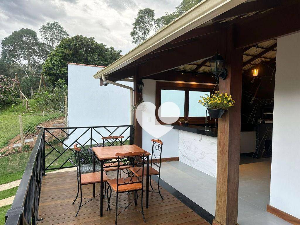 Casa à venda com 3 quartos, 5000m² - Foto 7