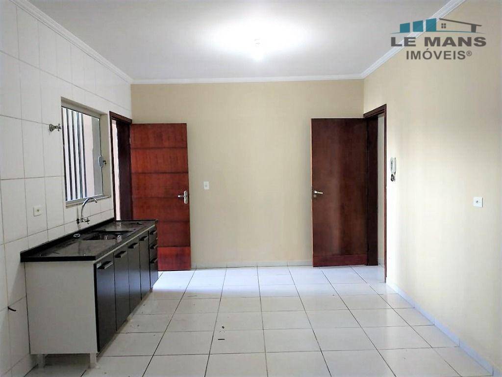 Casa à venda com 2 quartos, 99m² - Foto 1