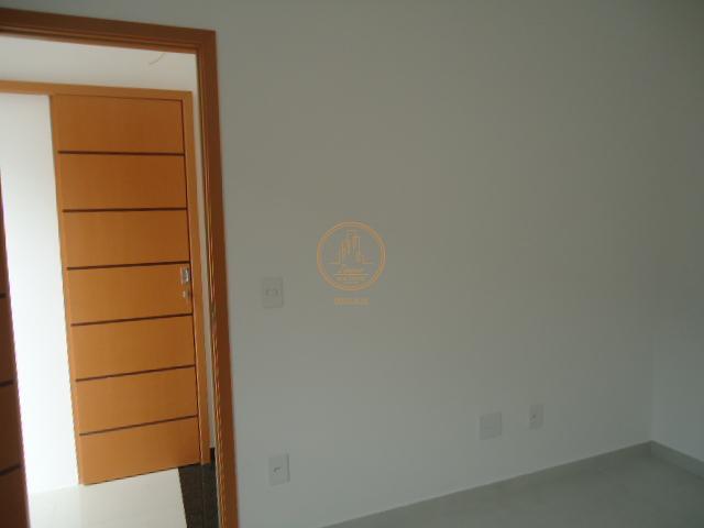 Casa à venda com 3 quartos, 170m² - Foto 5