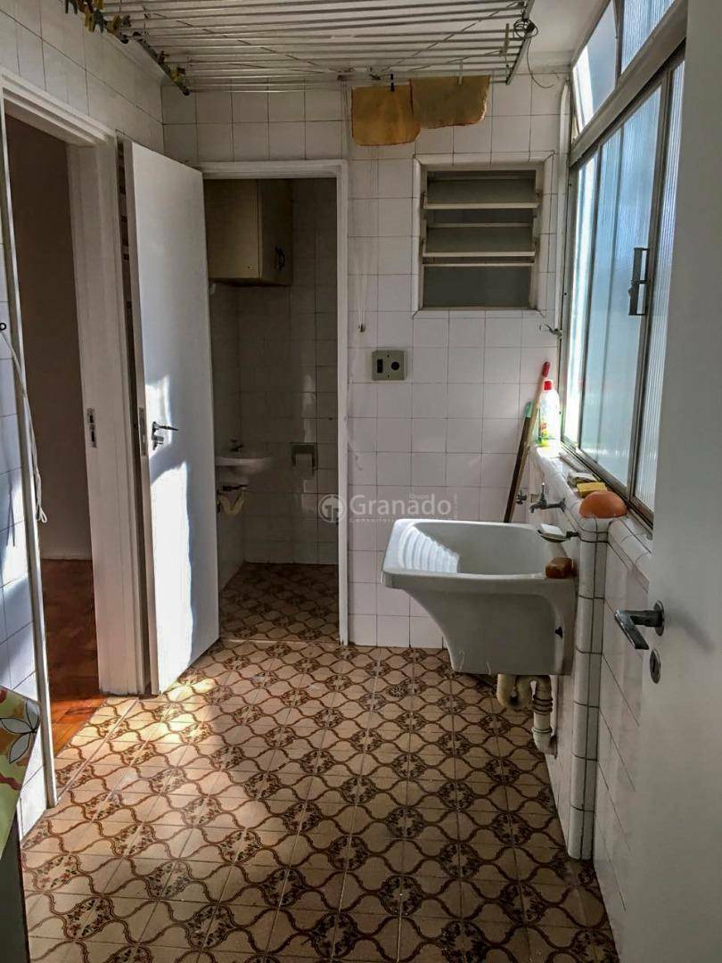 Apartamento à venda com 3 quartos, 83m² - Foto 8