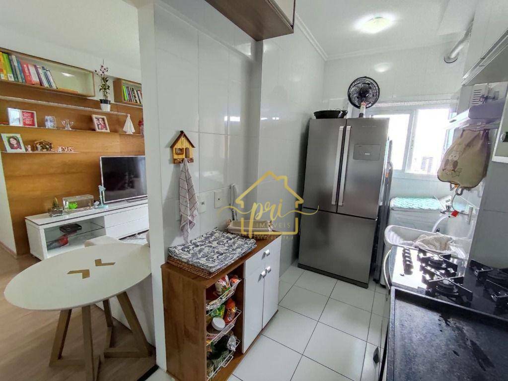 Apartamento à venda com 2 quartos, 63m² - Foto 6