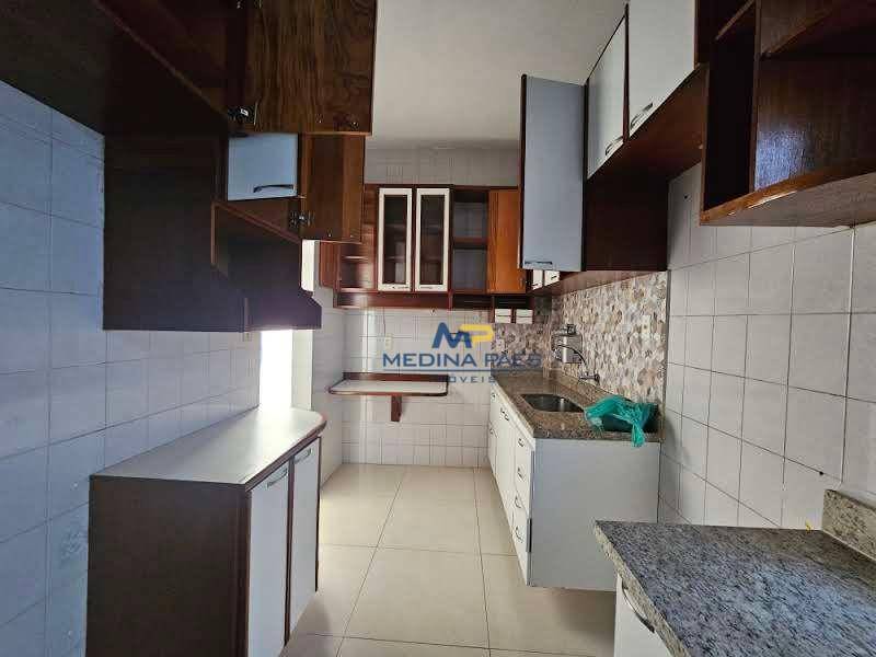 Apartamento à venda com 2 quartos, 70m² - Foto 6