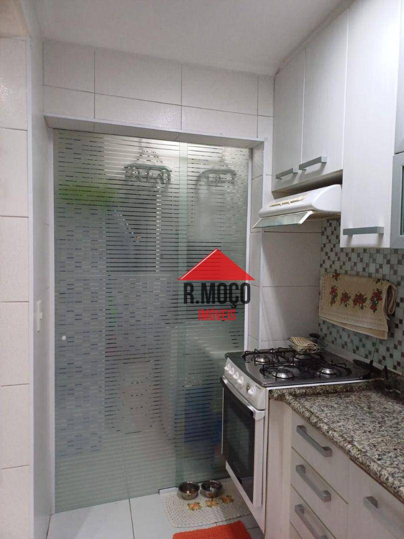 Apartamento à venda com 2 quartos, 50m² - Foto 17