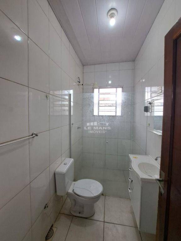 Casa para alugar com 4 quartos, 172m² - Foto 14