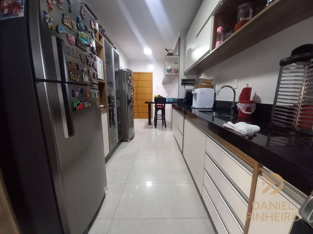 Apartamento à venda com 3 quartos, 130m² - Foto 8