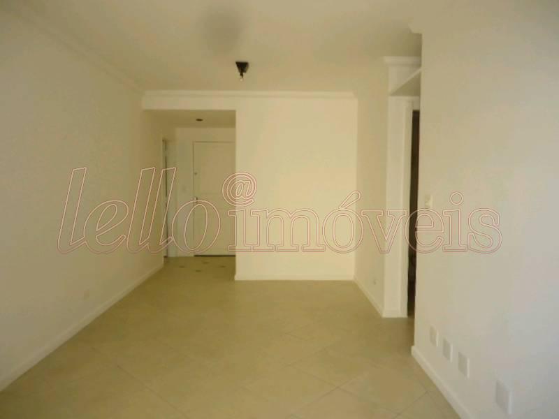 Apartamento para alugar com 2 quartos, 61m² - Foto 2