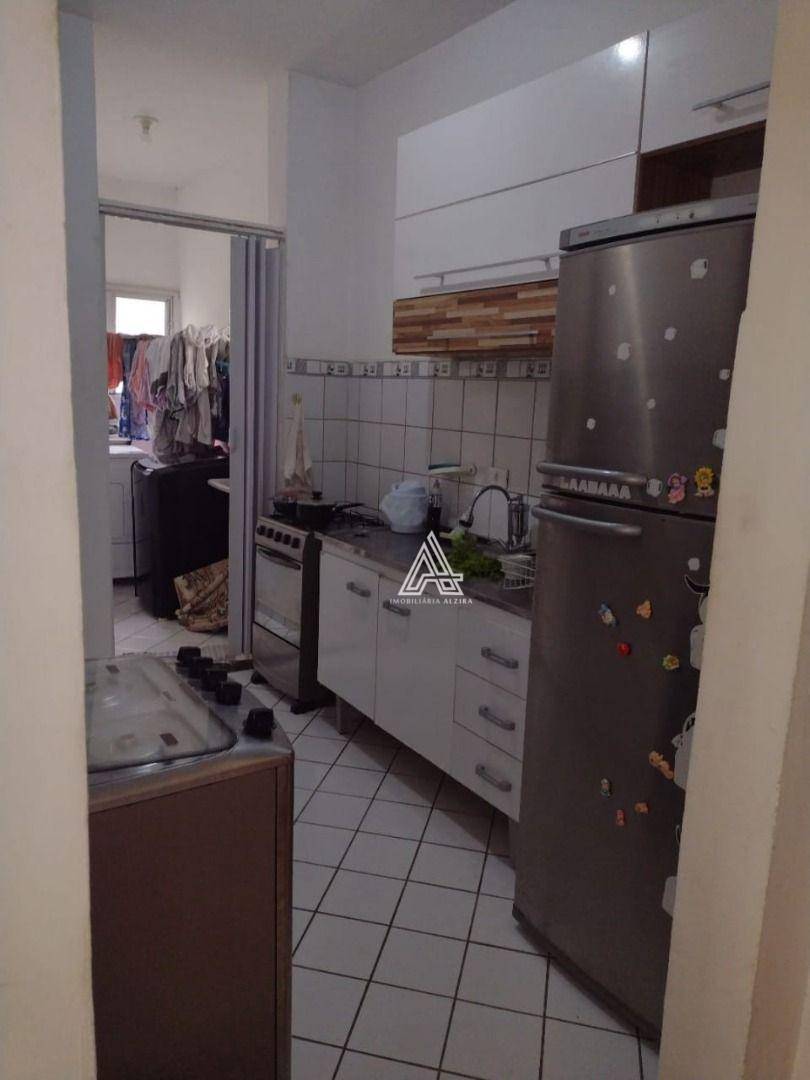 Apartamento à venda com 2 quartos, 70m² - Foto 8