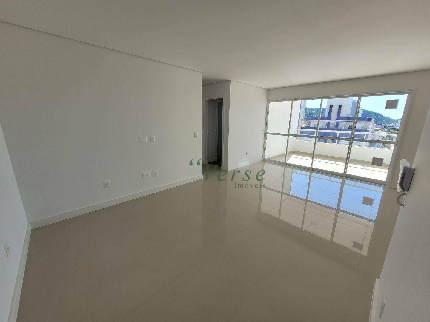 Apartamento à venda com 2 quartos, 86m² - Foto 3