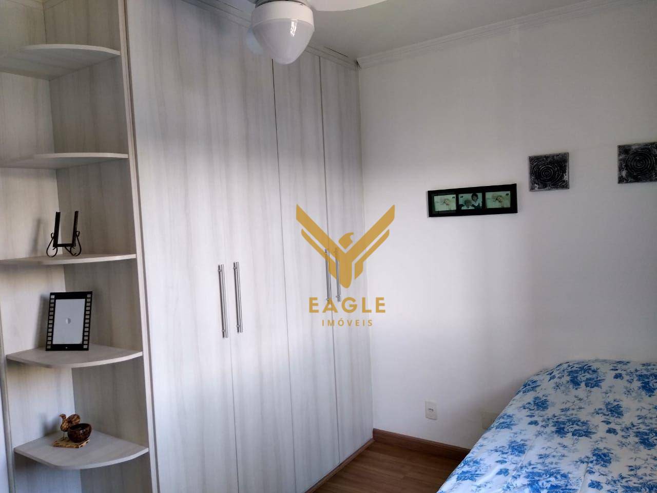 Apartamento à venda com 3 quartos, 80m² - Foto 3