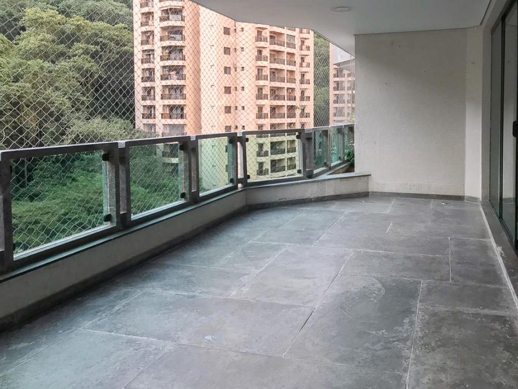 Apartamento à venda com 3 quartos, 190m² - Foto 1