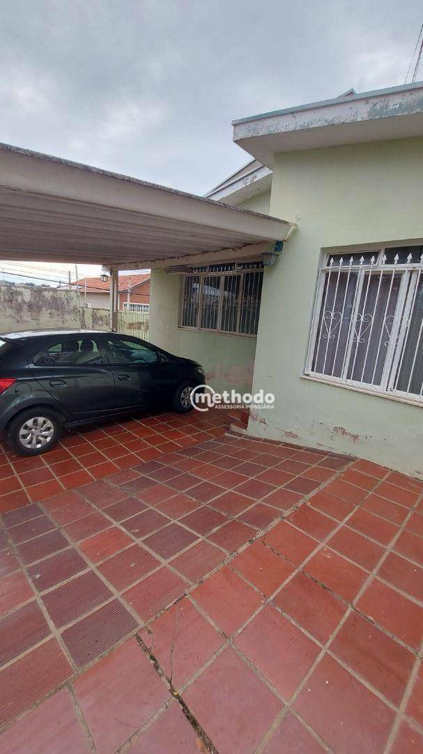 Casa à venda com 3 quartos, 250m² - Foto 1