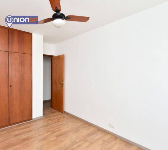 Apartamento à venda com 3 quartos, 107m² - Foto 8