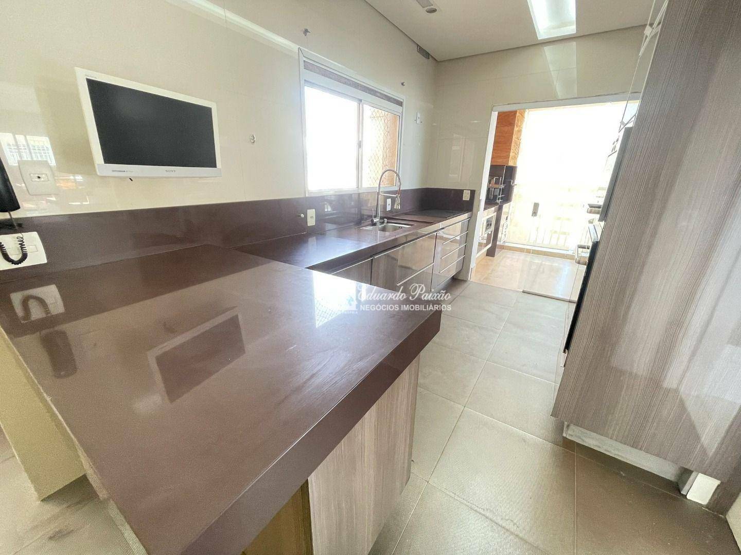 Cobertura à venda com 3 quartos, 234m² - Foto 10