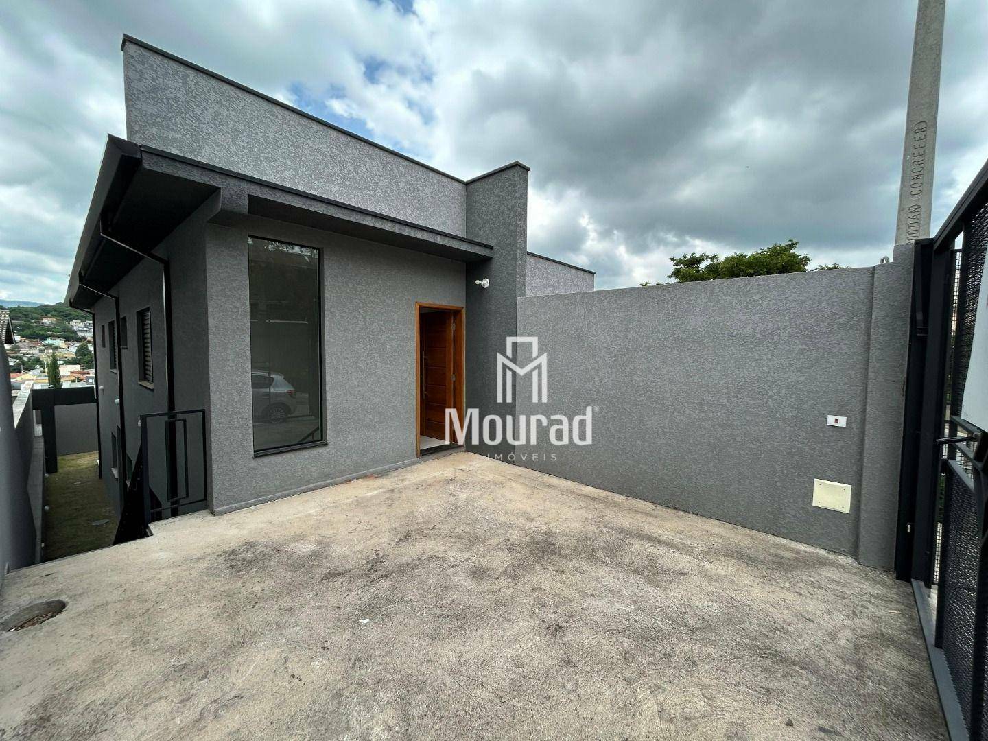 Sobrado à venda com 3 quartos, 100m² - Foto 1