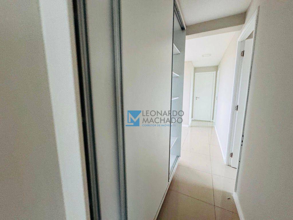 Apartamento à venda com 3 quartos, 133m² - Foto 13