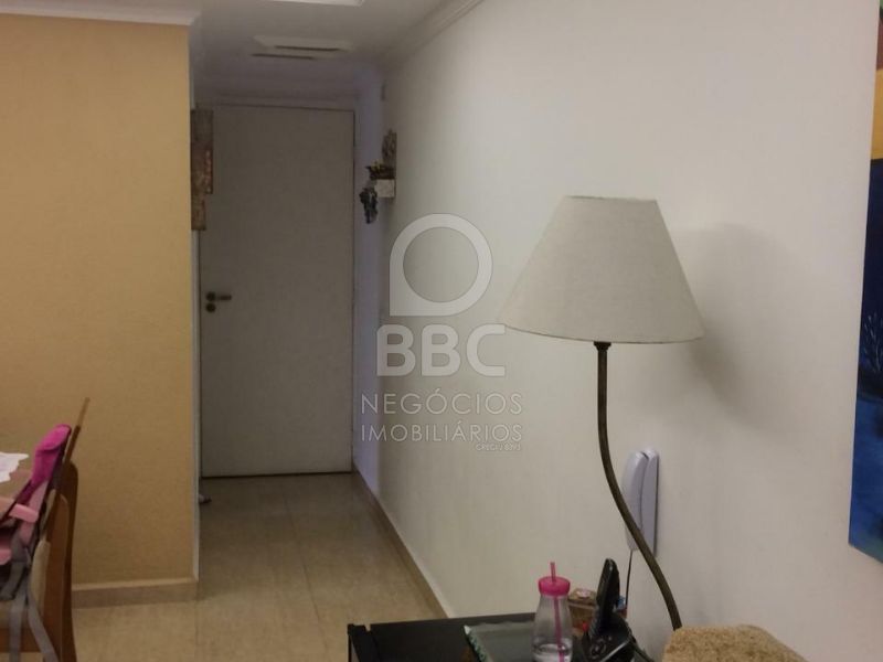 Apartamento à venda com 2 quartos, 64m² - Foto 5