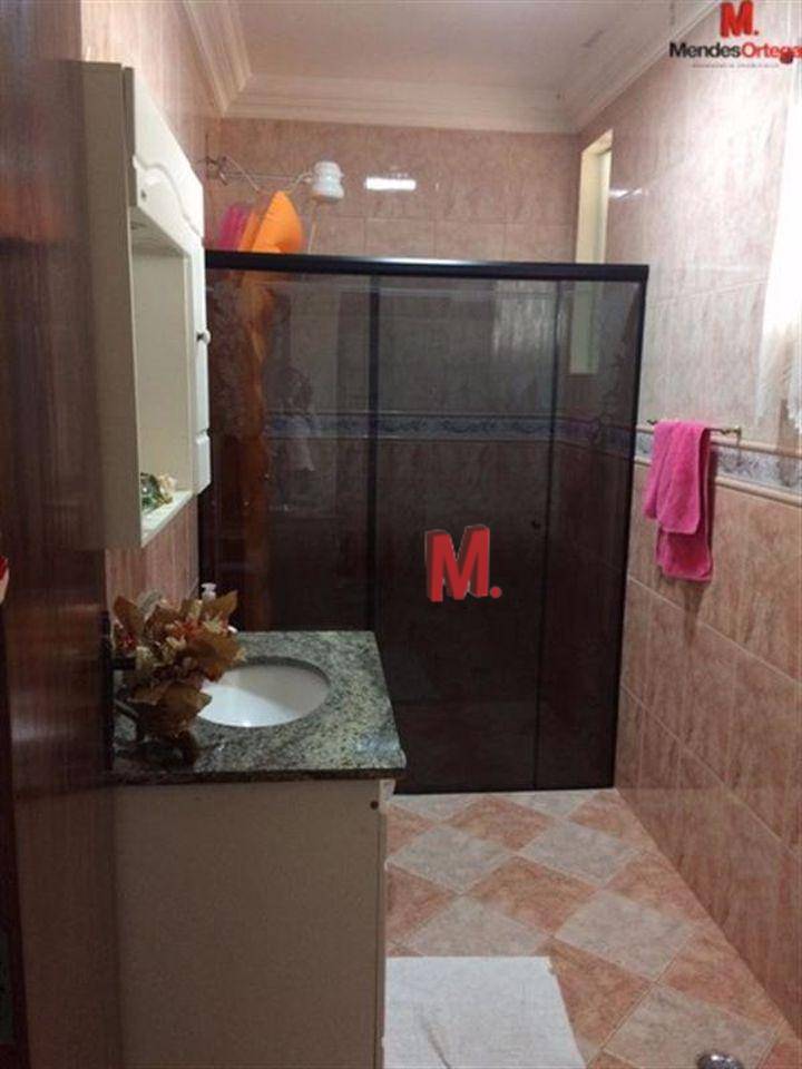 Casa à venda e aluguel com 3 quartos, 353m² - Foto 17