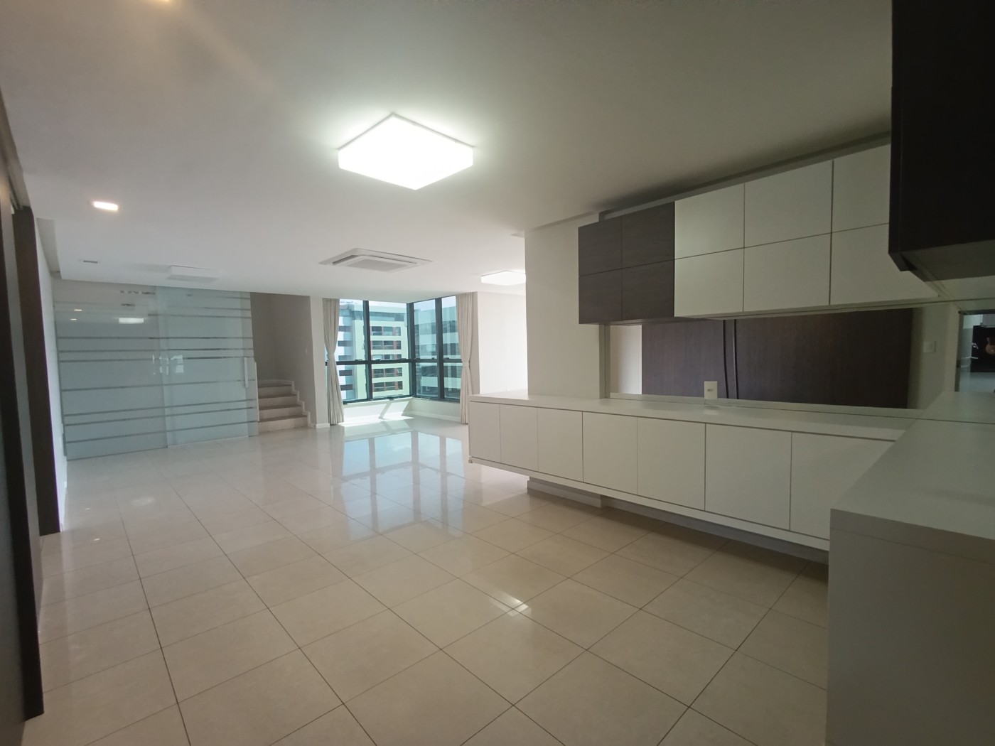 Cobertura à venda com 4 quartos, 310m² - Foto 2